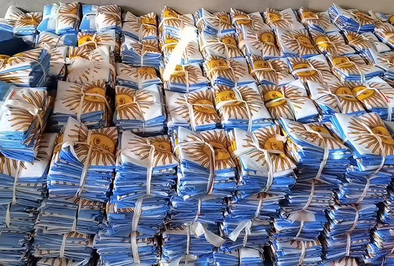 Gahumi Case-2022 World Cup Event Custom Flag Supply05.jpg